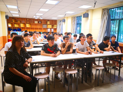 http://oa.nuc.edu.cn:8048/zfoa/userfiles/images/1533318608967.jpg